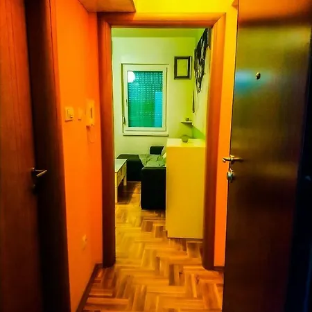 Art Flat Διαμέρισμα *